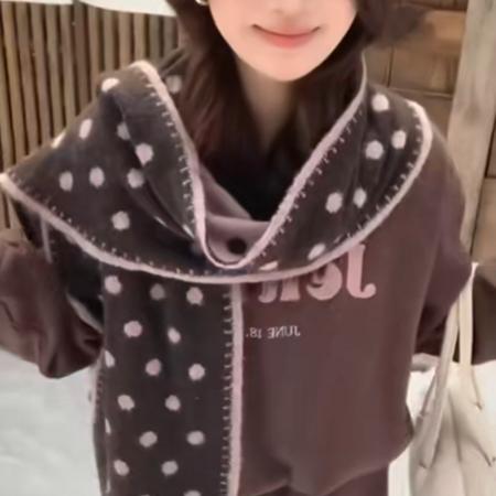 FA51805# 秋冬圣诞节庆氛围感百搭加厚保暖寒围脖+绣字套装裙三件套 服裝批發女裝批發服飾貨源