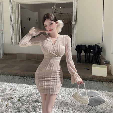 FA51806# 秋冬新款法式复古气质显瘦设计感连衣裙长袖V领包臀裙 服裝批發女裝批發服飾貨源