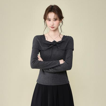 FA51832# 深灰色设计感花朵T恤长袖女冬季高级百搭针织打底衫上衣 服裝批發女裝批發服飾貨源
