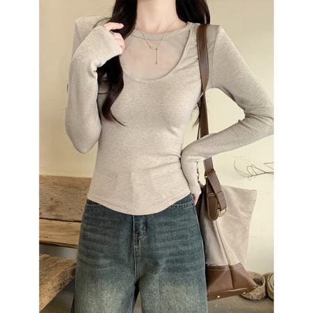 FA51854# 高级感网纱拼接U领磨毛长袖t恤女冬季新款修身短款打底衫上衣 服裝批發女裝批發服飾貨源