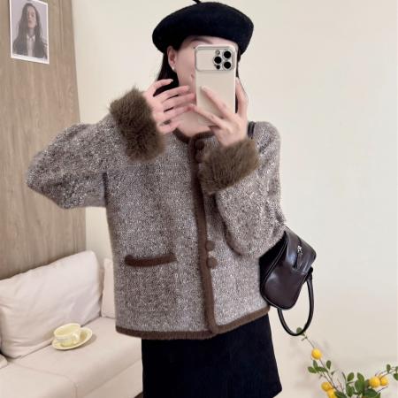 FA51896# 高端奢华超好看洋气时髦小个子炸街减龄别致独特驼色短外套 服裝批發女裝批發服飾貨源