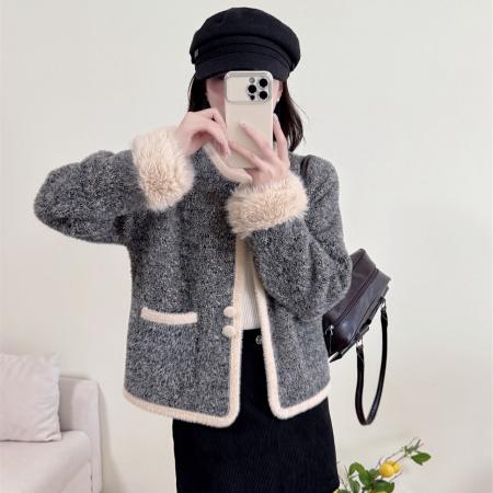 FA51896# 高端奢华超好看洋气时髦小个子炸街减龄别致独特驼色短外套 服裝批發女裝批發服飾貨源