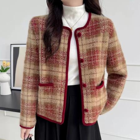 FA51899# 小香风格子短款水貂毛休闲外套女秋冬新款设计感针织开衫上衣 服裝批發女裝批發服飾貨源
