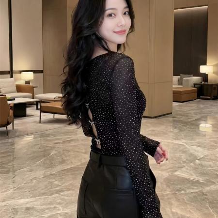 FA52037# 春新款圆领长袖烫钻拼接t恤女修身打底衫潮  服裝批發女裝批發服飾貨源