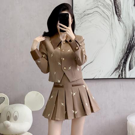 FA52064# 秋季轻奢气质蜜蜂时尚套装女装新款高级外套百褶裙炸街两件套  服裝批發女裝批發服飾貨源