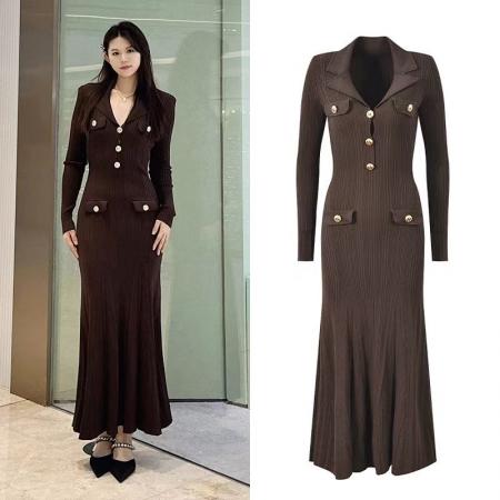 韩国名媛风金属扣长袖修身显瘦针...