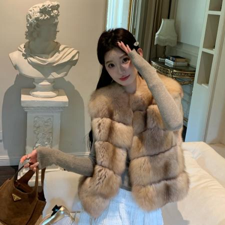 FA52176# 冬季韩版新款年轻版进口沙金狐狸毛皮草马甲女环保毛毛马甲外套  服裝批發女裝批發服飾貨源