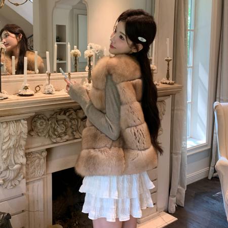 FA52176# 冬季韩版新款年轻版进口沙金狐狸毛皮草马甲女环保毛毛马甲外套  服裝批發女裝批發服飾貨源