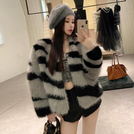 FA52178# 斑马纹皮草外套女秋冬新款小众年轻款轻奢气质环保毛毛上衣  服裝批發女裝批發服飾貨源
