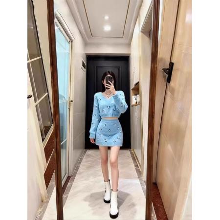 FA52341# 小个子秋冬新款软奶系V领针织套装女高级感显瘦毛衣半身裙两件套  服裝批發女裝批發服飾貨源