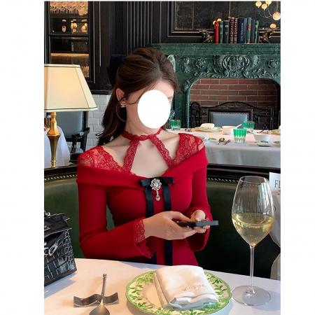 FA52342# 法式绝美气质挂脖露肩蕾丝连衣裙女秋冬新款性感新年红色收腰短裙  服裝批發女裝批發服飾貨源