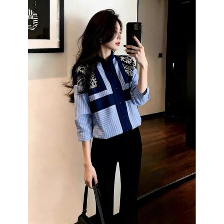 FA52363# 今年流行的漂亮小衫高级感轻奢减龄洋气设计感小众蓝色衬衫春季女  服裝批發女裝批發服飾貨源