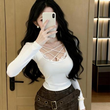FA52380# 春款纯欲风带胸垫蕾丝拼接领边交叉绳设计长袖体恤女  服裝批發女裝批發服飾貨源