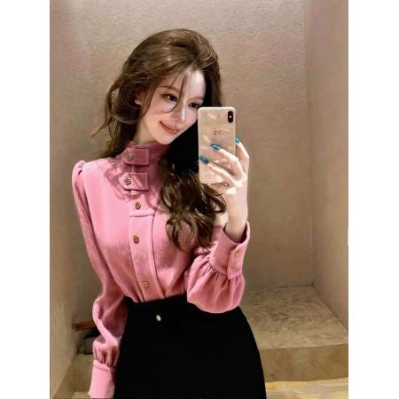 FA52389# 粉色雪尼尔衬衫女秋冬高级感轻奢减龄洋气独特超好看法式上衣  服裝批發女裝批發服飾貨源