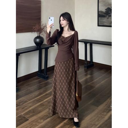 FA52441# 春秋新款港风复古修身显瘦胖mm设计感针织拼接连衣裙长裙子女