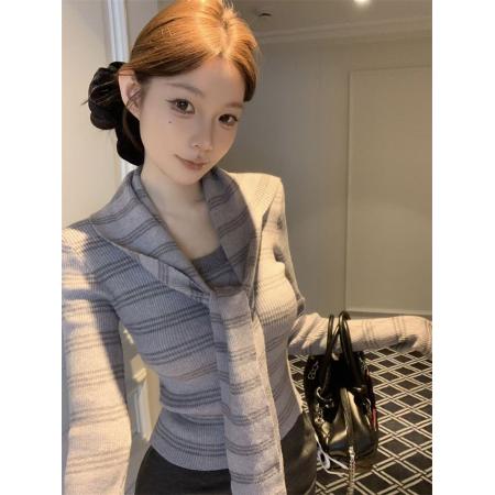 FA52472# 复古撞色条纹圆领长袖针织衫女秋季气质显瘦休闲上衣