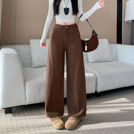 美式咖色工装阔腿牛仔裤女冬季新款宽松显瘦百搭直筒裤