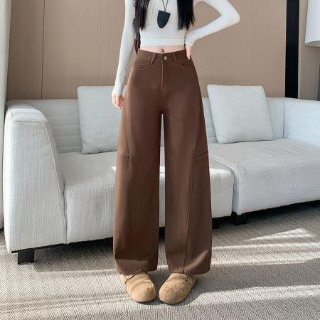 美式咖色工装阔腿牛仔裤女冬季新款宽松显瘦百搭直筒裤