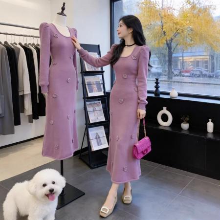 法式紫色针织连衣裙女秋冬新款高级感泡泡袖收腰显瘦洋气长裙