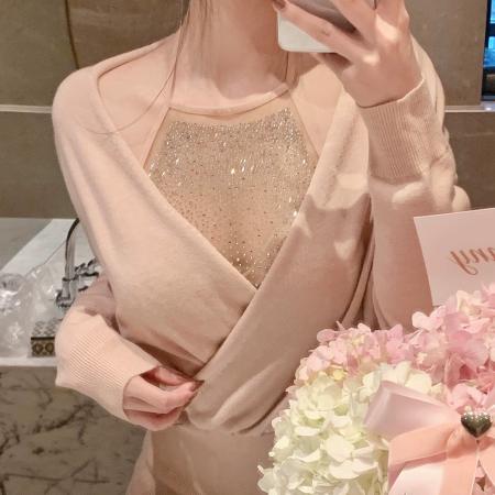 热狗很辣首尔恋人亮片挂脖设计感针织包臀连衣裙短裙