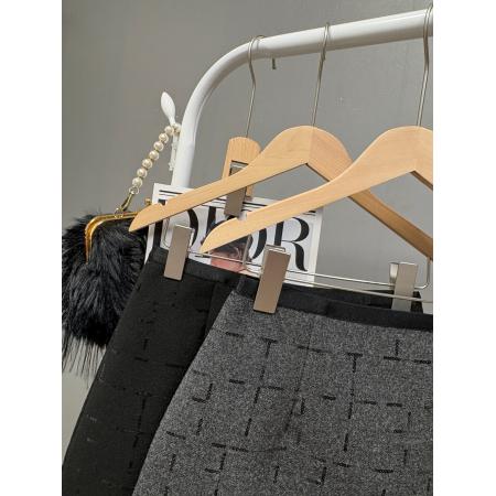 秋冬新款法式小香风亮片格纹刺绣毛呢半身裙百搭高级感短裙