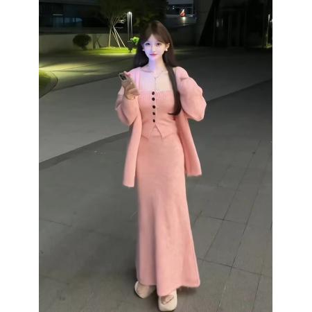 FA52514# 一整套氛围感毛衣女秋冬新款抹胸显瘦设计感慵懒显瘦半身裙三件套  服裝批發女裝批發服飾貨源