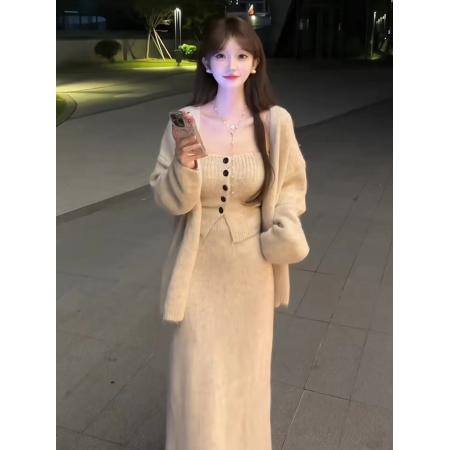 FA52514# 一整套氛围感毛衣女秋冬新款抹胸显瘦设计感慵懒显瘦半身裙三件套  服裝批發女裝批發服飾貨源