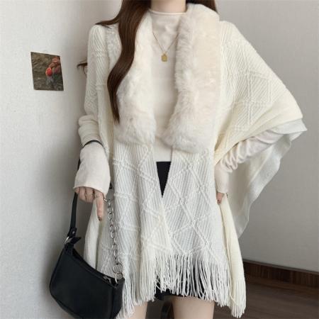 FA52587# 大码胖MM设计感慵懒风毛领外搭披肩流苏斗篷针织衫  服裝批發女裝批發服飾貨源