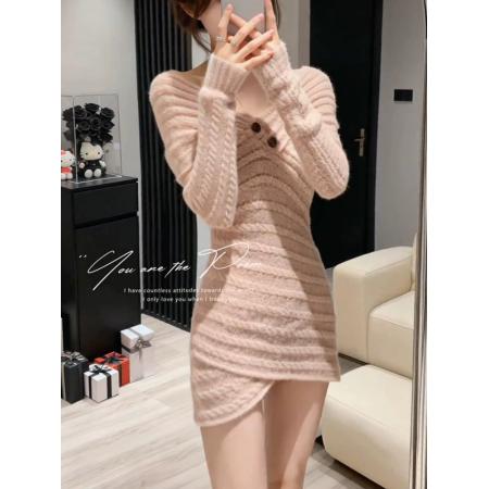 FA52610# 纯欲风粉色一字肩连衣裙女冬季新款温柔气质甜美超好看包臀裙  服裝批發女裝批發服飾貨源