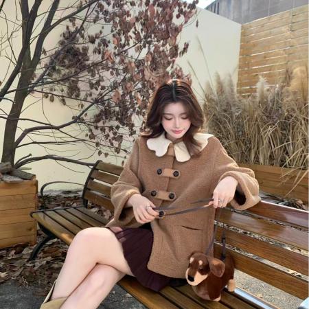 FA52620# ～韩版针织花瓣领秋冬羊羔毛仿皮草皮毛一体宽松加厚外套女  服裝批發女裝批發服飾貨源