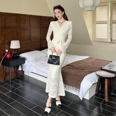 FA52680# 视频网红新款秋季时尚蕾丝长裙V领连衣裙  服裝批發女裝批發服飾貨源