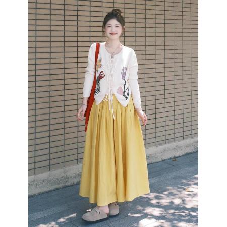 FA52710# 巨好看的两件套早秋韩系穿搭松弛感慵懒白色针织开衫半身裙套装女  服裝批發女裝批發服飾貨源