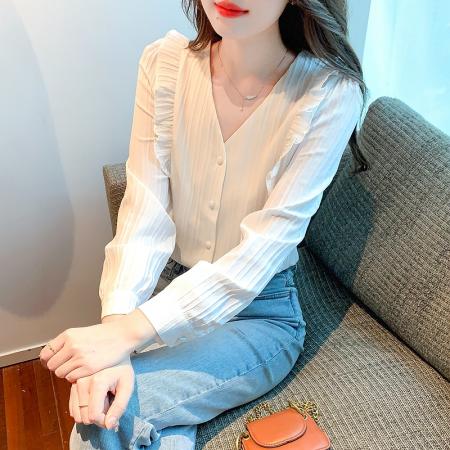 FA52752# 2026初秋季时尚V领小衫微胖妹妹法式设计感小众木耳边长袖衬衫  服裝批發女裝批發服飾貨源