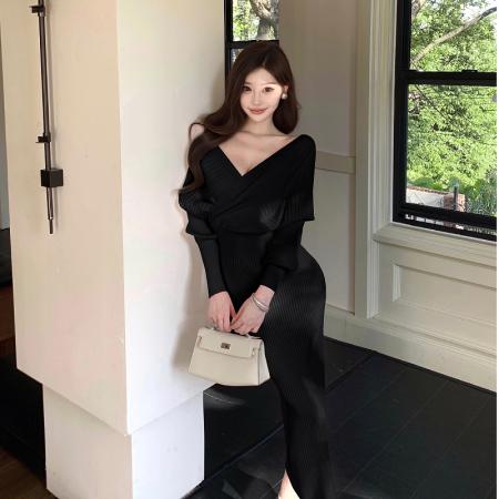 FA52798# 心动情书冬季新款韩系性感辣妹名媛气质风V领针织连衣裙长裙  服裝批發女裝批發服飾貨源