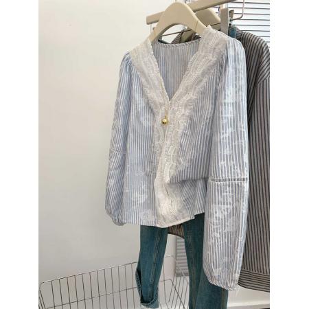 FA52813# 法式蕾丝拼接条纹长袖衬衫轻奢高级感女士设计感小众上衣2026新款  服裝批發女裝批發服飾貨源