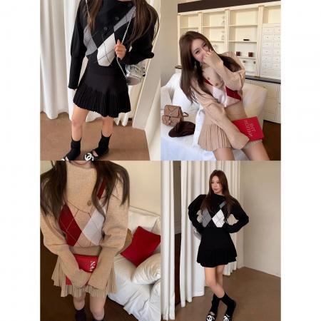 FA52820# 苏格兰姜饼人菱格纹翻领围脖百搭羊毛毛衣+细褶羊毛裙女冬  服裝批發女裝批發服飾貨源