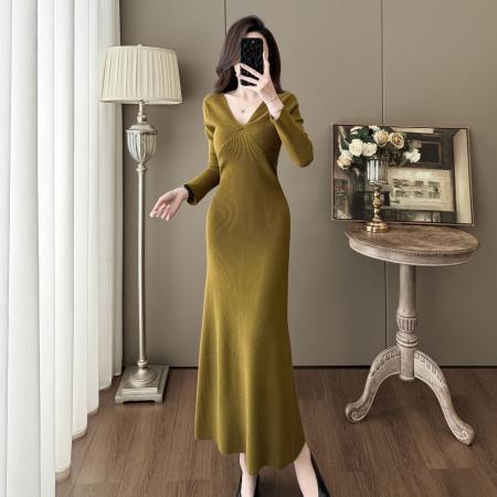 FA52829# 法式高级感V领长袖螺纹针织连衣裙秋冬新款轻熟风修身显瘦包臀裙  服裝批發女裝批發服飾貨源