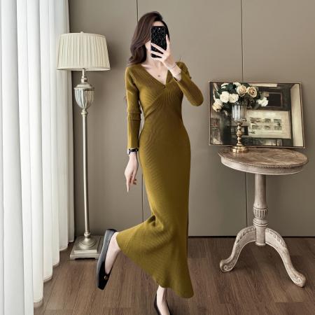 FA52829# 法式高级感V领长袖螺纹针织连衣裙秋冬新款轻熟风修身显瘦包臀裙  服裝批發女裝批發服飾貨源