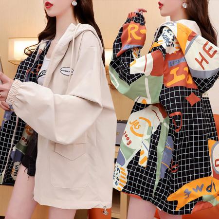 FA52902# 设计感格子涂鸦两面反穿连帽外套女 服裝批發女裝批發服飾貨源