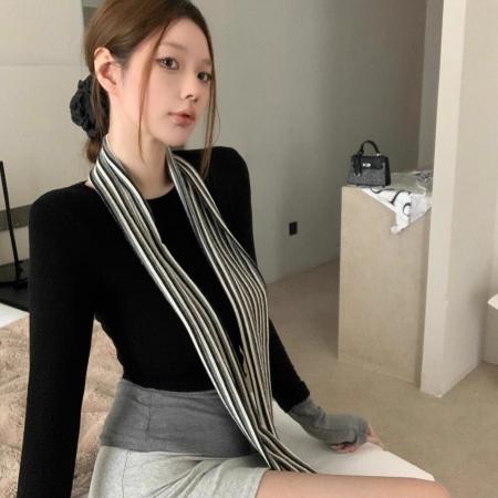 FA52918# 莫代尔带围脖假两件撞色长袖打底衫修身显瘦辣妹上衣 服裝批發女裝批發服飾貨源