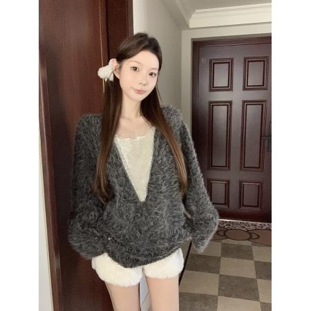 FA53028# 设计感链条拼接v领毛绒女秋冬宽松慵懒感纯欲长袖上衣  服裝批發女裝批發服飾貨源