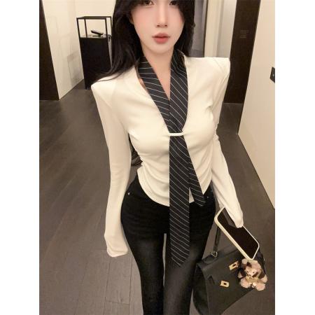 FA53057# ～秋冬磨毛新款韩版设计感领带V领长袖T恤修身短款上衣  服裝批發女裝批發服飾貨源