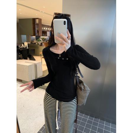 FA53075# 图设计感斜领纽扣内搭打底衫女秋冬新款小众漂亮长袖上衣  服裝批發女裝批發服飾貨源