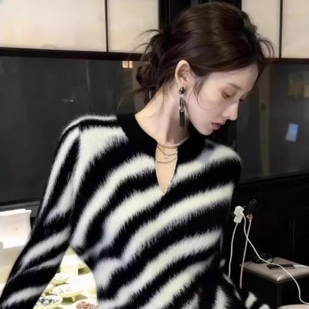 FA53083# 黑白条纹针织衫女冬季慵懒风显瘦套头毛衣  服裝批發女裝批發服飾貨源