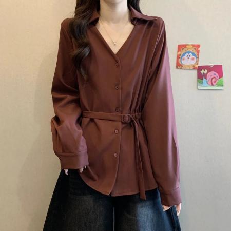 FA53109# 正肩V领长袖打底衬衫女秋季胖妹妹大码设计感不规则显瘦收腰上衣 服裝批發女裝批發服飾貨源