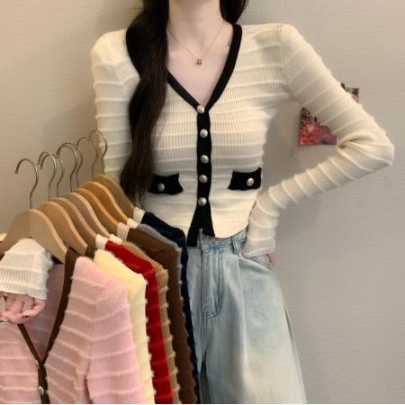 FA53173# 秋冬新款法式小香风撞色条纹V领修身显瘦百搭短款针织衫 服裝批發女裝批發服飾貨源