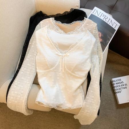 FA53202# 纯欲风性感蕾丝拼接V领长袖T恤打底衫女白色显瘦内搭上衣 服裝批發女裝批發服飾貨源