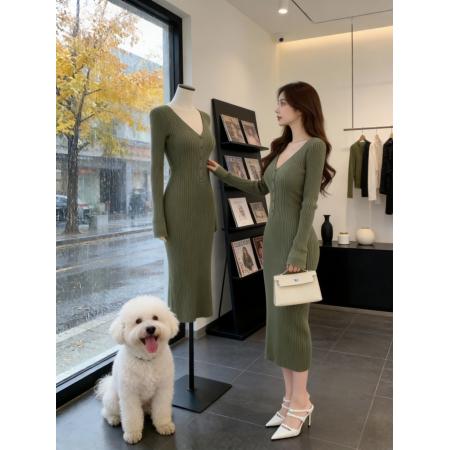 FA53228# 韩国轻熟优雅风V领针织连衣裙女早春新款设计感修身显瘦气质长裙 服裝批發女裝批發服飾貨源