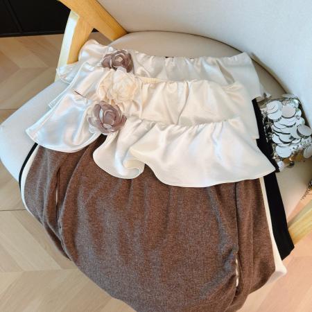 FA53231# 法式高级感设计感长袖T恤女装秋冬一字肩花朵短款荷叶边上衣 服裝批發女裝批發服飾貨源