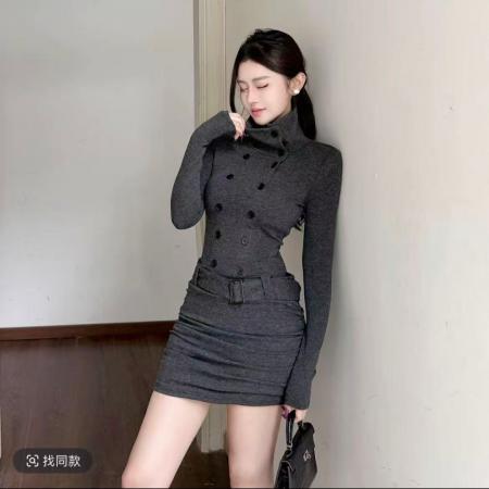 FA53246# 辣妹风高领纽扣显瘦收腰长袖连衣裙秋冬气质修身包臀褶皱打底短裙 服裝批發女裝批發服飾貨源